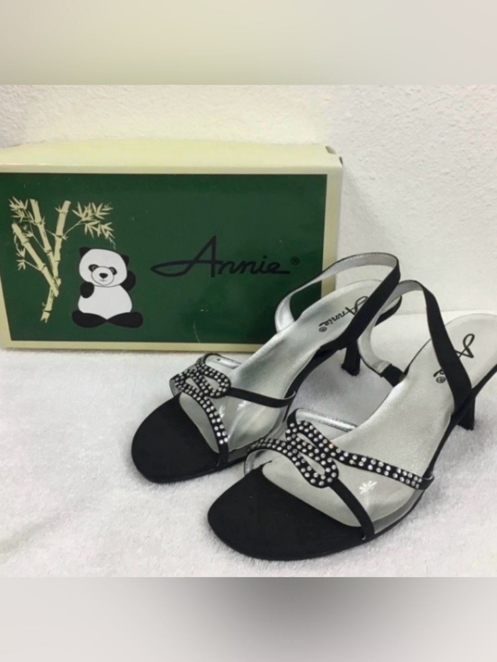 NWT New Annie Womens Sofia Black Clear Jeweled Peep Toe Heel Sandal 8WW Party